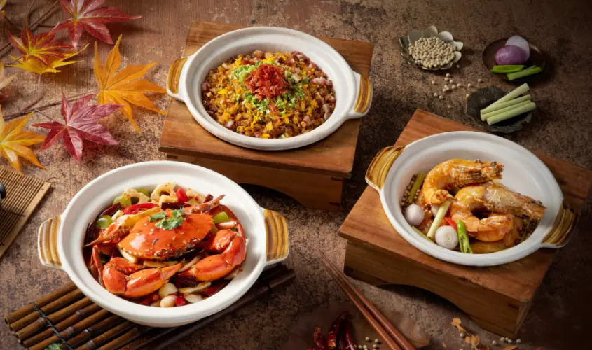 Sizzling Clay Pot Dishes
