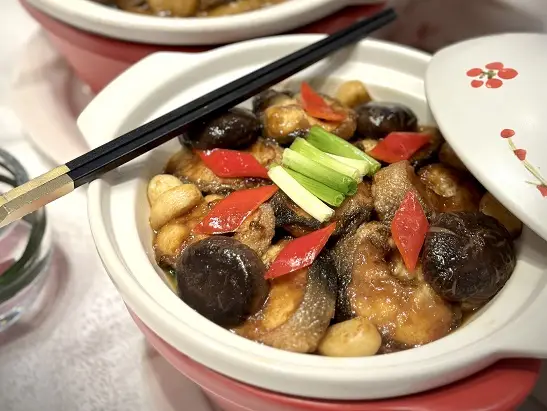 Chiu Chow Style Braised Eel in Clay Pot
