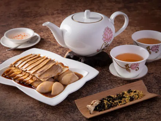 Pak Loh Seasonal Tea with Chiu Chow Style Marinated Dishes